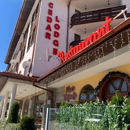 Lovely 1-bedroom 120m From The Lift Διαμέρισμα